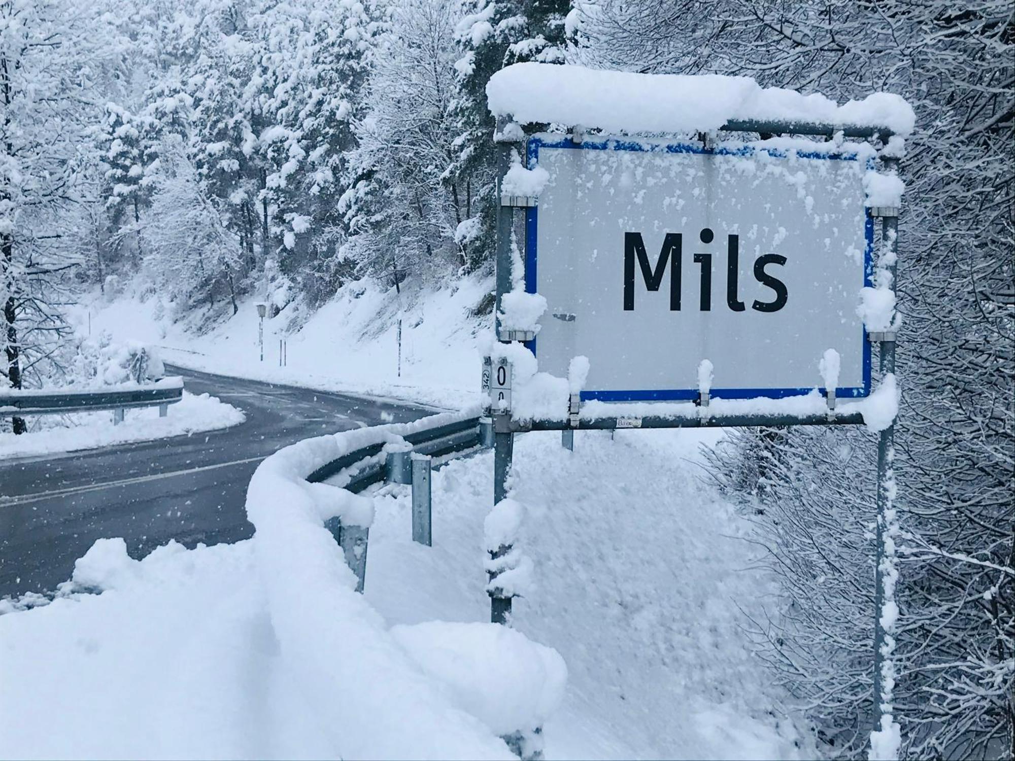 Apart Alp Line Apartment Mils bei Imst ภายนอก รูปภาพ