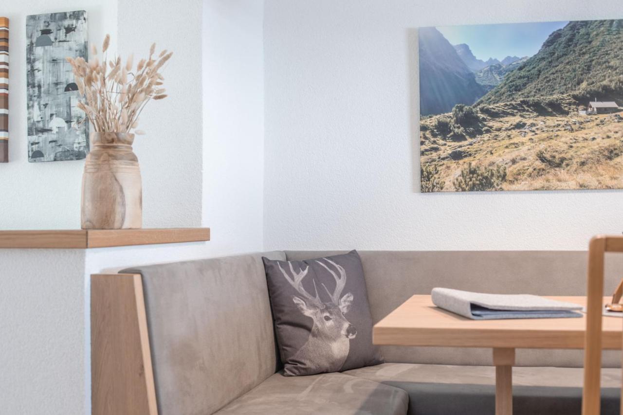 Apart Alp Line Apartment Mils bei Imst ภายนอก รูปภาพ