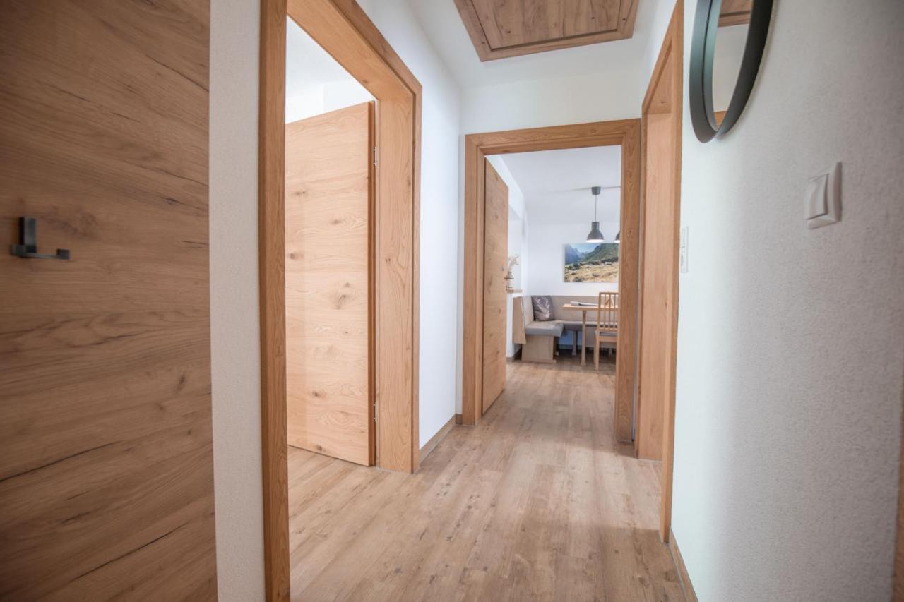 Apart Alp Line Apartment Mils bei Imst ภายนอก รูปภาพ
